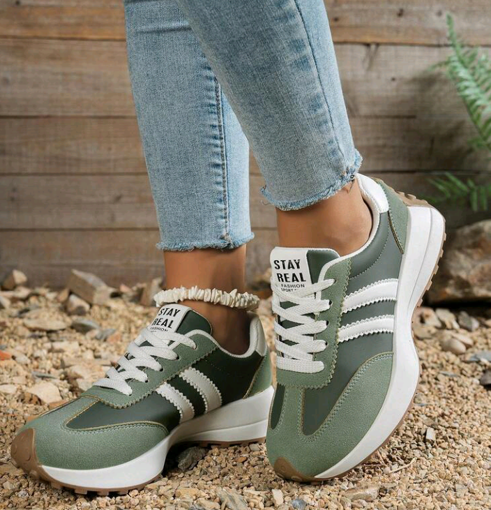 Women’s Retro Sporty Color Block Casual Shoes – Green & White Striped Low-Top Outdoor Sneakers