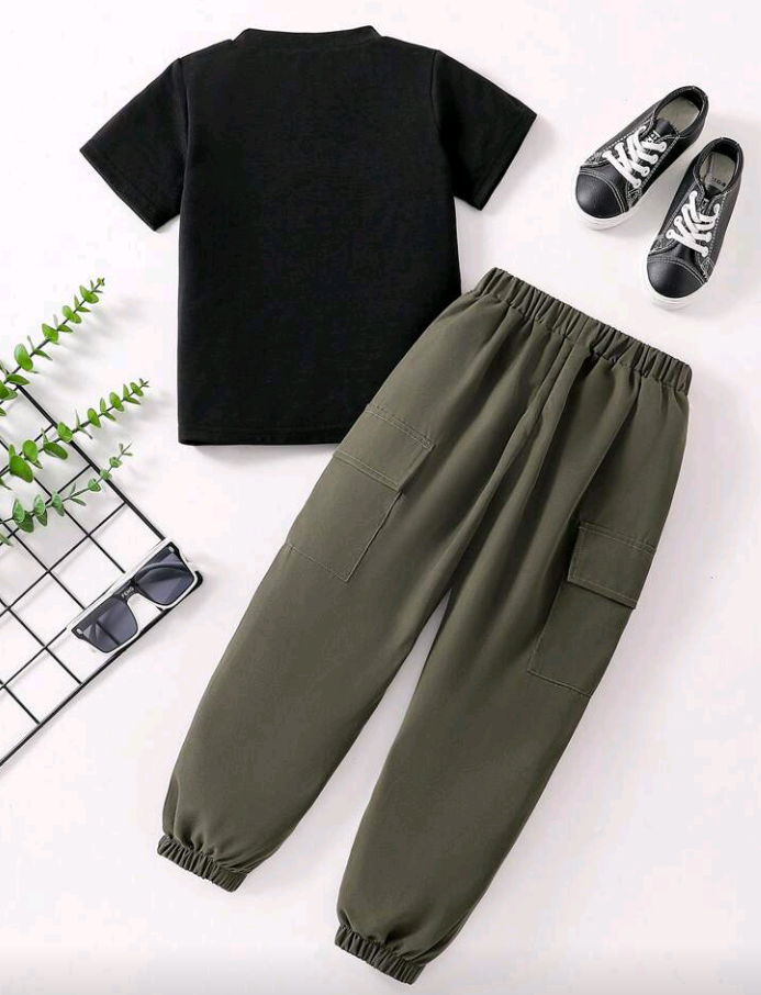 Tween Boys Cartoon Bear Graphic Print Short Sleeve T-Shirt & Cargo Pants 2-Piece Set