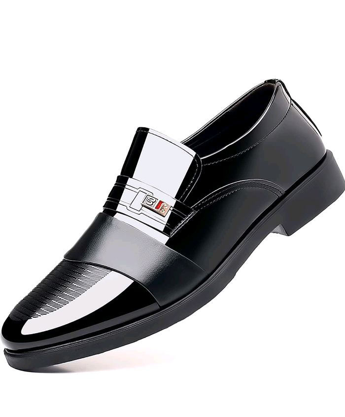Men’s Metal Detail Slip-On Dress Loafers – Elegant Black Business Office Shoes